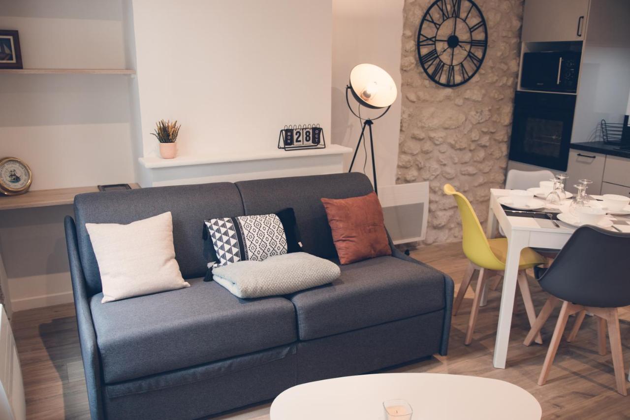 Les Belles Pierres - Hypercentre Apartment อองบวส ภายนอก รูปภาพ